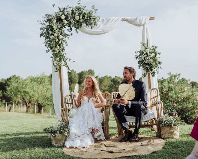 Així és el ritual del handfasting en una boda