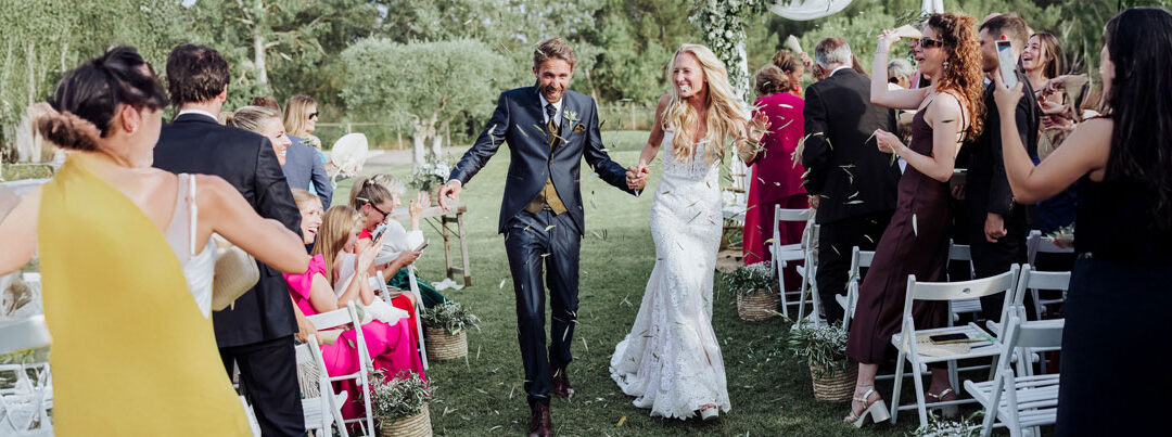 How Long Does a Wedding Last? Everything You Need to Get Organized