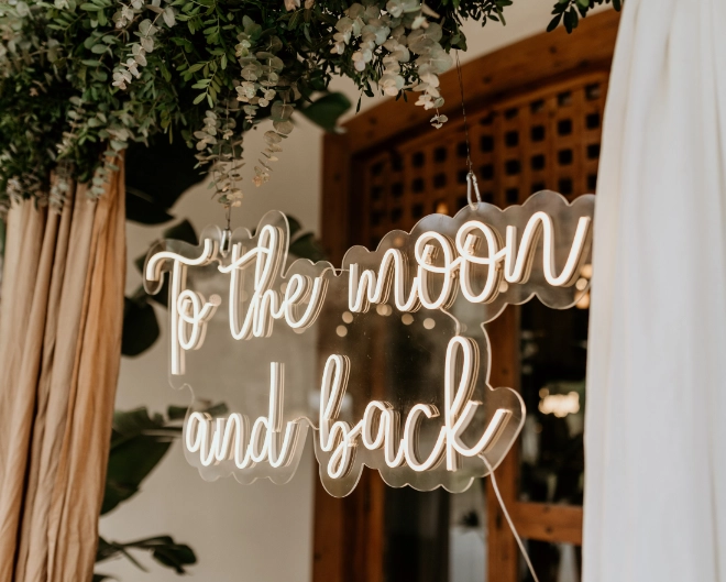 Wedding photocall phrase ideas